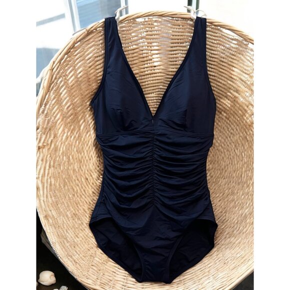 Coco Reef Navy Underwire Shapemaker Ruched Swimsuit NWT Size 8 - Picture 3 of 13